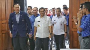 Gubernur-Jawa-Tengah-Ahmad-Luthfi-dan-Menteri-IKP.jpg