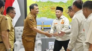 Gubernur-Jawa-Tengah-Ahmad-Luthfi-saat-menerima-audiensi.jpg