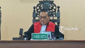 Hakim-lawsuit.jpg