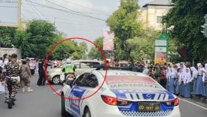 Insiden-mobil-masuk-jalur-pemberangkatan.jpg