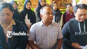 Insiden-pelepasan-jilbab-yang-dilakukan-18-anggota-putri-Pasukan-Pengibar.jpg