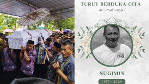 Jenasah-Sugimin-51-anggota-PPS-Desa-Sawit-Kecamatan-Gantiwarno.jpg