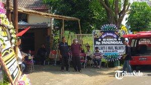 Karangan-bunga-duka-cita-Panunggal-2024.jpg