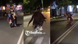 Kolase-foto-pemotor-ugal-ugalan-di-Sragen-Jateng-yang-viral-di-media-sosial.jpg