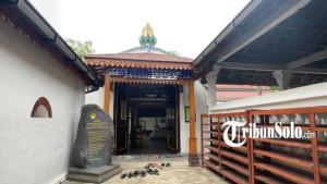 Kompleks-Makam-Butuh-di-Sragen.jpg