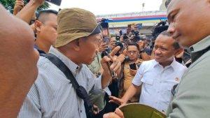 Menteri-ESDM-Bahlil-diomeli-warga-antre-gas.jpg