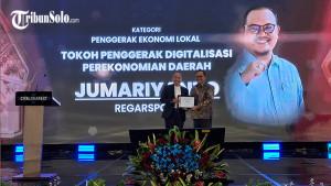 Owner-PT-Regarsport-Jumariyanto-terpilih-sebagai-Tokoh-Penggerak-Digitalisasi-Perekonomian-Daerah.jpg