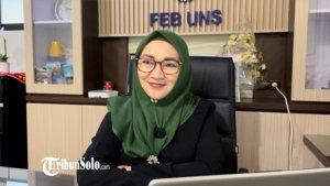 Pakar-Ekonomi-Pembangunan-Prof-Izza-Mafruhah-saat-ditemui-Selasa-2242025.jpg