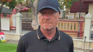 Pelatih-persis-solo-peter-de-roo.jpg