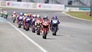 Pembalap-astra-menang-di-sepang.jpg