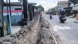 Peningkatan-jalan-Kecamatan-Manisrenggo.jpg