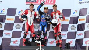 Performa-optimal-ditunjukkan-oleh-para-pebalap-Astra-Honda-Racing-Team.jpg