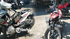 Potret-dua-sepeda-motor-Honda-Beat.jpg