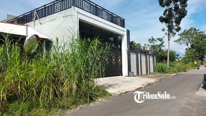 Rumah-mewah-diduga-milik-anak-dari-bos-Bahana-Lintas-Nusantara-BLN-Nicholas-Nyoto.jpg