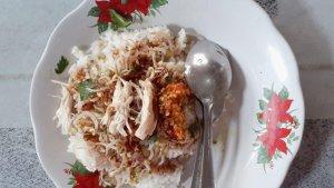Sajian-soto-garing-khas-Klaten-Jawa-Tengah.jpg