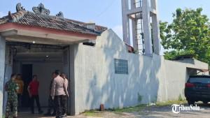 Sejumlah-petugas-berjaga.jpg