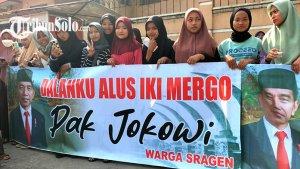 Spanduk-sambut-Jokowi-di-Jalan-Solo-Purwodadi.jpg