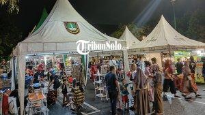 Suasana-Pasar-Malam-Ngarsopuro-di-Libur-Lebaran-Sabtu-2242023.jpg