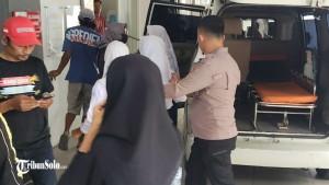 Suasana-Puskesmas-Tawangmangu-yang-didatangi-pelajar-2.jpg