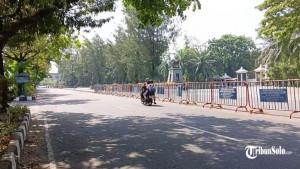 Suasana-kawasan-depan-Stadion-Manahan-Solo-2.jpg