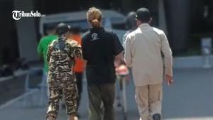 Viral-ambulans-membawa-pasien-darurat.jpg
