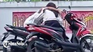 Viral-dua-remaja-bermesraan-di-jatisrono-wonogiri.jpg