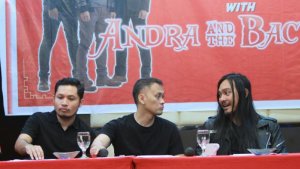 andra-and-the-backbone_20161211_104126.jpg