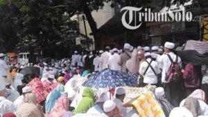 peringatan-haul-habib-ali-bin-muhammad-al-habsyi-di-mas.jpg