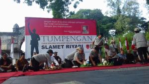 suasana-tumpengan-slamet-riyadi-di-plaza-sriwedari-3_20161113_111207.jpg