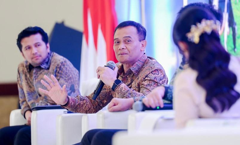 Akselerasi-Pertumbuhan-Ekonomi-Daerah-Melalui-Sinergi-Kebijakan-Lintas-Sektor.jpg
