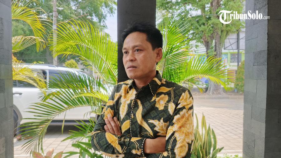 Anggota-Komisi-XI-DPR-RI-Didik-Haryadi-2010.jpg