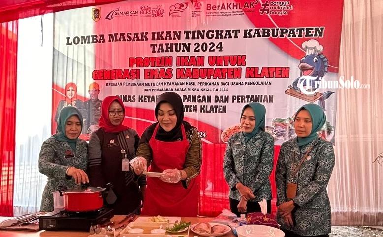 Lomba Masak Ikan dan Cipta Menu B2SA, Bupati Klaten Sri Mulyani Dorong Masyarakat Gemar Makan Ikan!