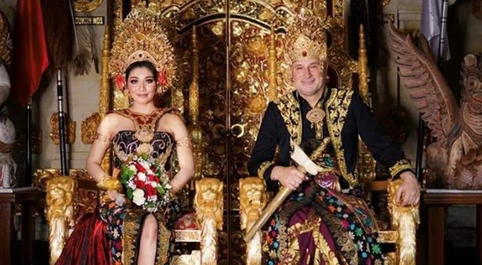 Baby-Margaretha-rayakan-anniversary-tanpa-sang-suami.jpg