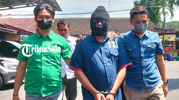 Budi-Santoso-43-pelaku-pencabulan-biduan-di-Kedawung-Sragen.jpg
