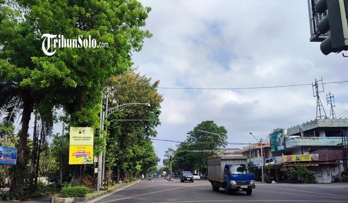 Prakiraan Cuaca Solo Hari Ini Rabu 29 April 2026 : Potensi Hujan Ringan di Semua Kecamatan