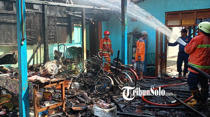 Dapur-rumah-warga-Desa-Puro-Kecamatan-Karangmalang-Kabupaten-Sragen-terbakar.jpg