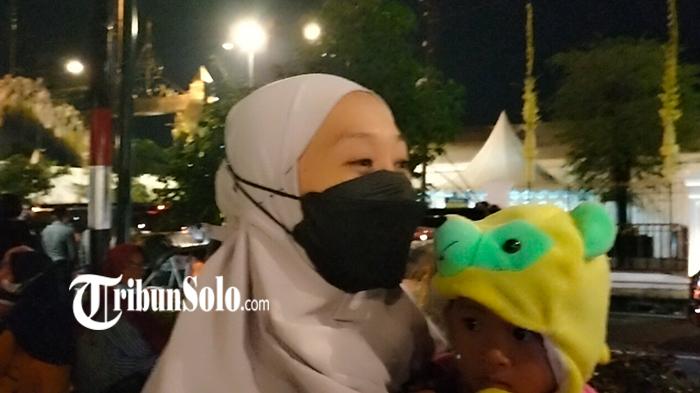Eliana-bersama-7-anggota-keluarganya-melihat-tasyakuran-Pernikahan-Kaesang-Pangarep-dan-Erina-Gudono.jpg