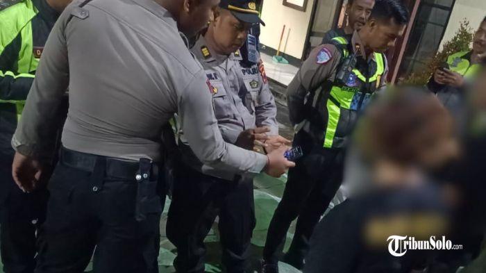 Enam-remaja-ditangkap-polisi-usai-kedapatan-konvoi-motor.jpg