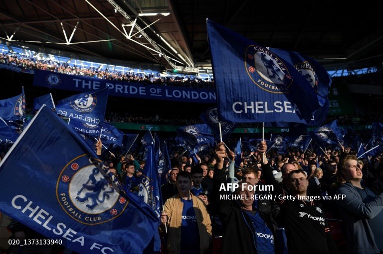 Fans-Chelsea-Carabao.jpg