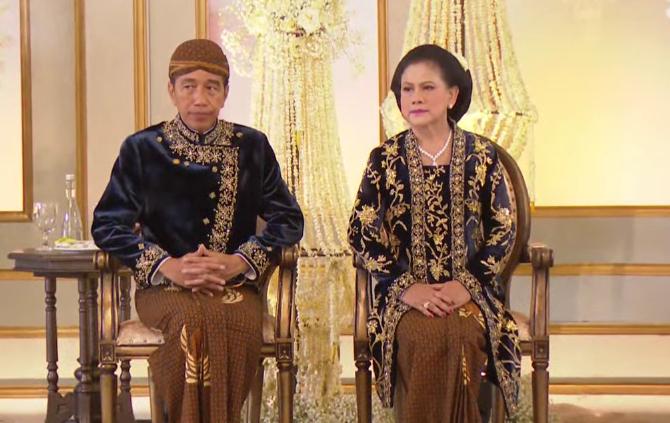 Jokowi-dan-Iriana-di-Tasyakuran-pernikahan-Kaesang-Pangarep-dan-Erina-Gudono.jpg