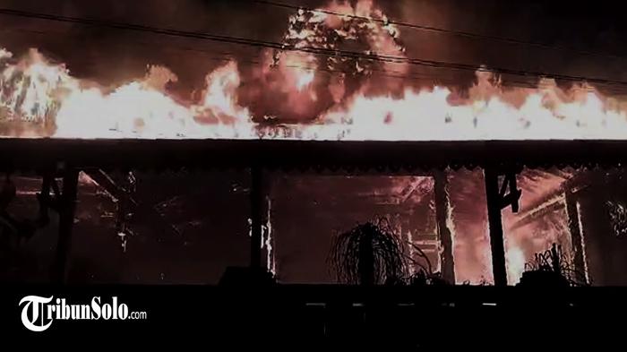 3 Fakta Kebakaran Joglo Anggota DPRD Sragen Jateng, Bayi Selamat, Bermula Kabar Tukang Pijat