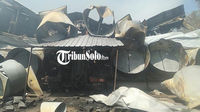 Gegara Bakar Sampah Daun Kering, Kandang Ayam Senilai Rp2 M di Wonogiri Jateng Ludes Terbakar