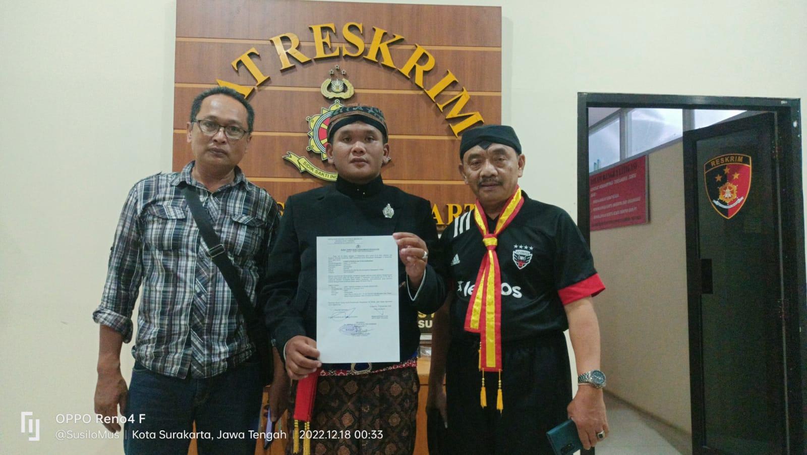 Kerabat-keraton-melaporkan-salah-satu-putri-Keraton-Solo-atas-dugaan-penganiayaan.jpg