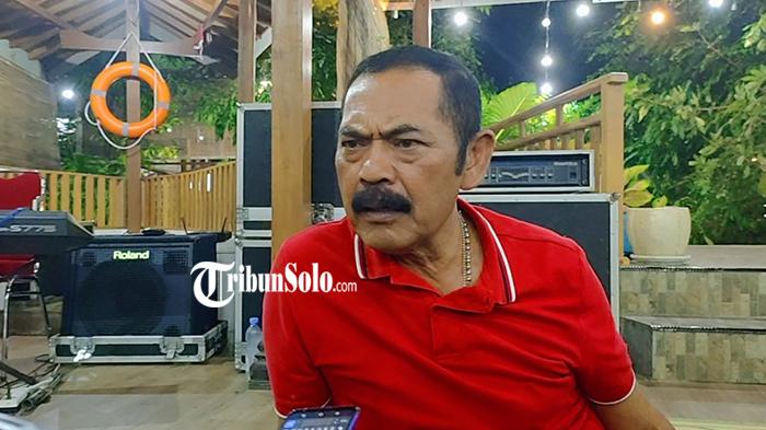 Ketua-DPC-PDIP-Solo-FX-Hadi-Rudyatmo-saat-ditemui-TribunSolocom-Kamis-3032023.jpg