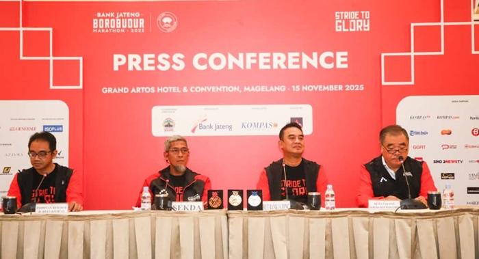 Konferensi-pers-Bank-Jateng-Borobudur-Marathon-2025-di-Hotel-Artos.jpg