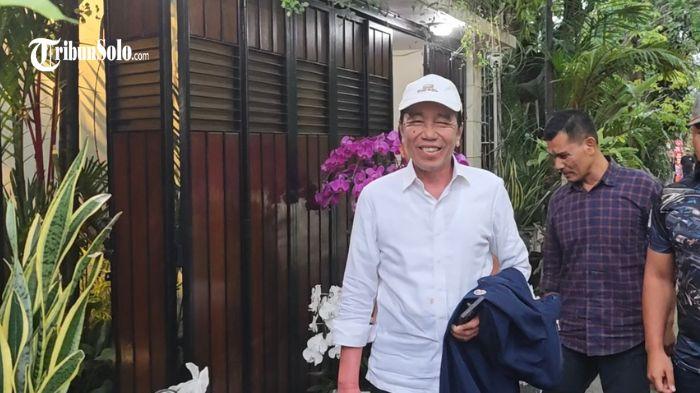 Mantan-Presiden-Joko-Widodo-menunjukkan-wajahnya-yang-semakin-membaik-sepulang-liburan.jpg
