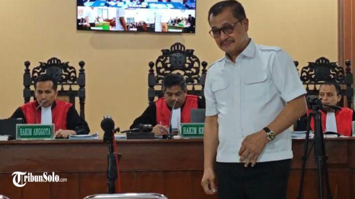 Mantan-Wakapolri-Komjen-Pol-Purn-Oegroseno-hadir-sebagai-saksi-dalam-sidang.jpg
