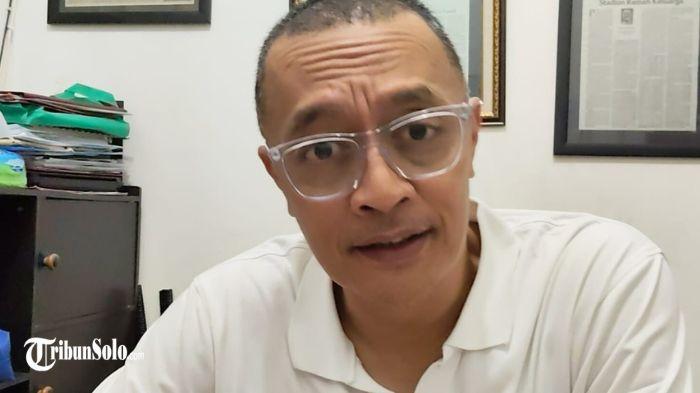Mantan-anggota-DPRD-Surakarta-Ginda-Ferachtriawan-saat-ditemui-Senin-1182025.jpg