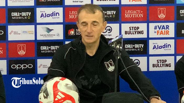 Pelatih-Persis-Solo-Milomir-Seslija-atau-Milo-usai-meraih-kemenangan-atas-Bhayangkara-Lampung-FC.jpg