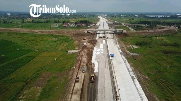 Penampakan-Jalan-Tol-Solo-Jogja-di-wilayah-Kecamatan-Banyudo.jpg